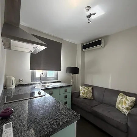 Avenida 31 Szálloda Marbella